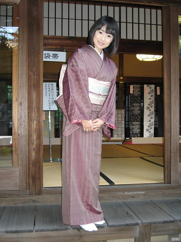 comunicación raspador adolescente Tìm hiểu về 9 loại Kimono khác nhau ở Nhật Bản | Cẩm Nang Du Lịch